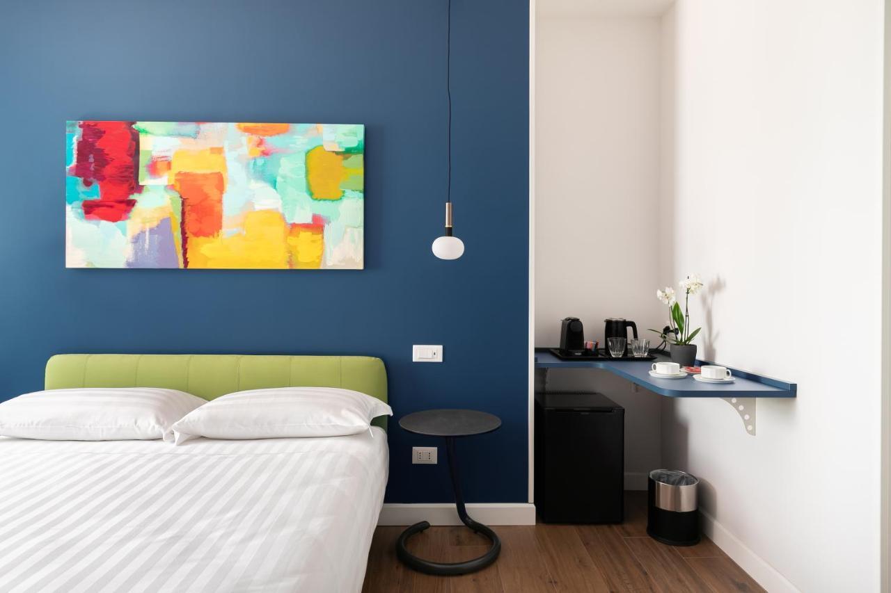 Briseide Boutique Rooms Colosseum Roma Exterior foto